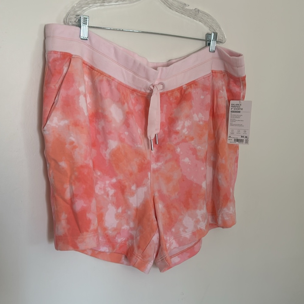 NWT Athleta Balance Printed 4” Shortie - Picture 3 of 6